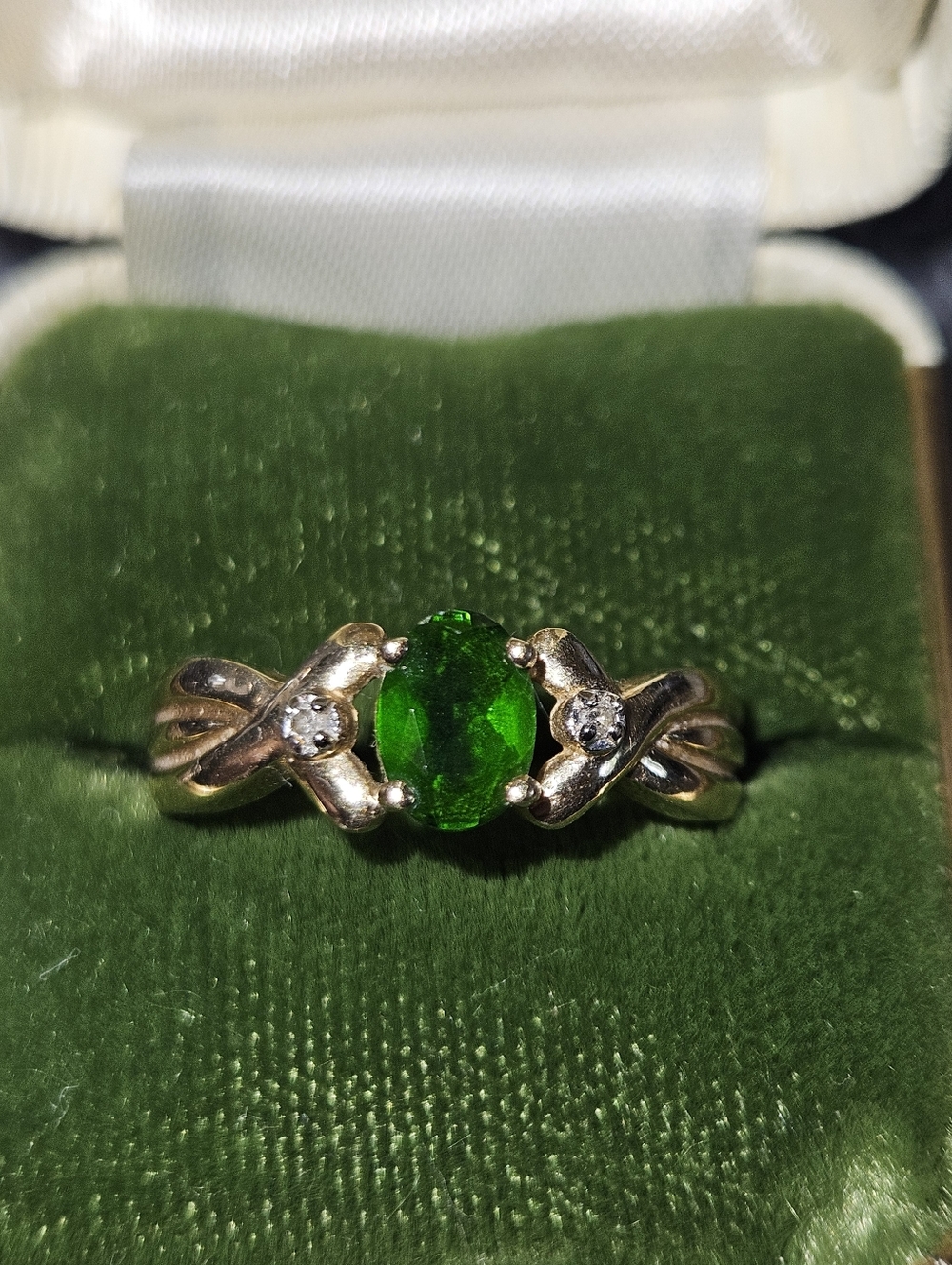 14k Green Gemstone Ring